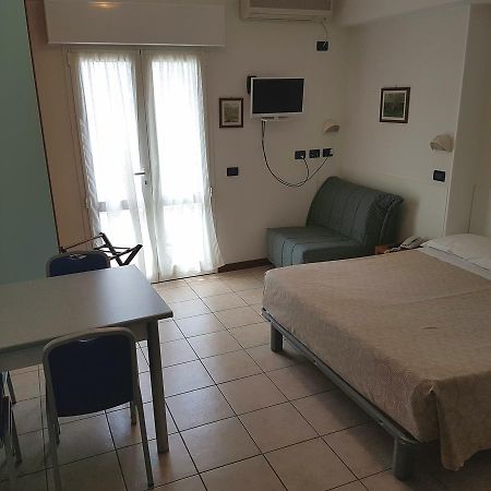 Hotel Residence Adriana Cesenatico Exteriér fotografie